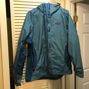 NEED GONE Patagonia rain jacket